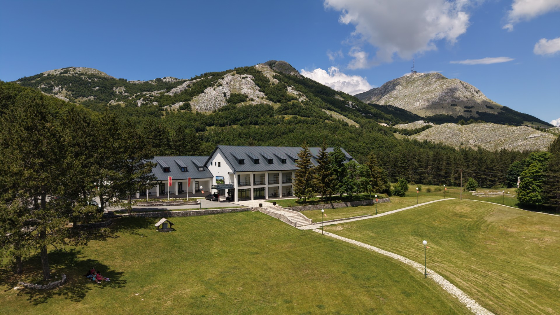 Slide 2 - JU Lovćen Bečići
